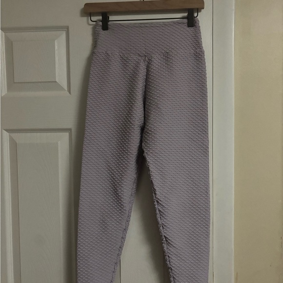 Booty by Brabants Curvy Croco Light Purple Leggings, O/S - Picture 4 of 6